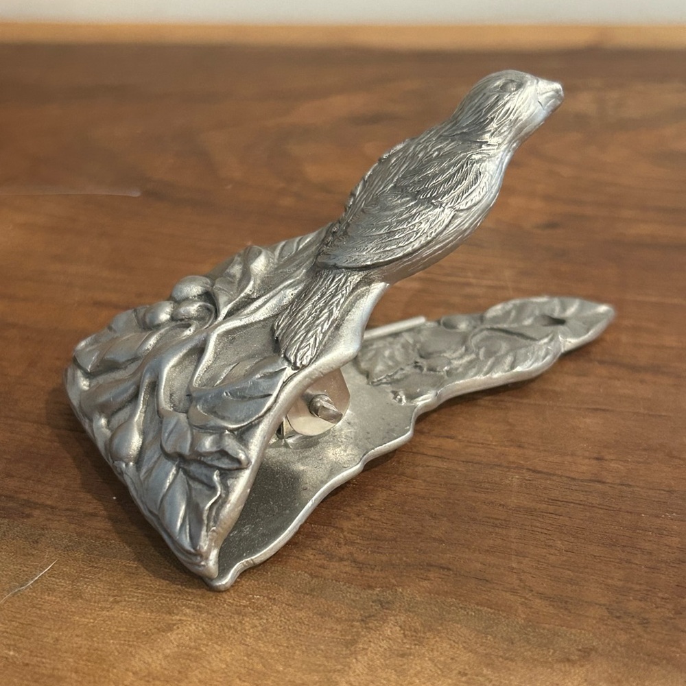 Pewter Paper Clip Seagull Bird Etain Zinn Novelty Canada 1992 made in Canada